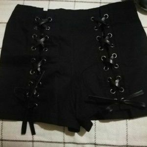 Black short